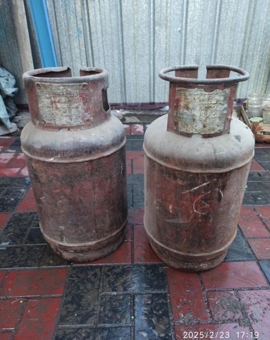 Газ баллон  маленький и большой