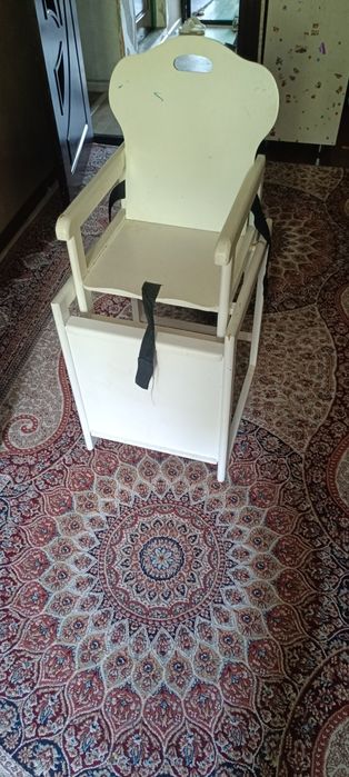Продаётся раскладной Детский Стульчик