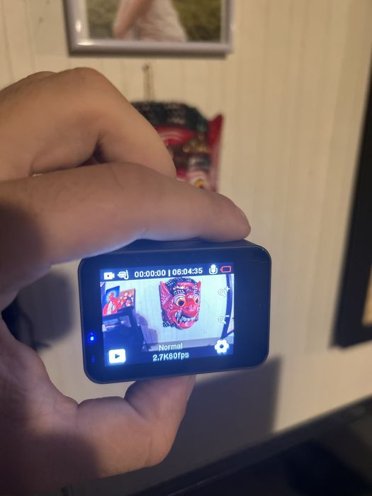 Екшън камера V50X , 128gb memory card и две батерии
