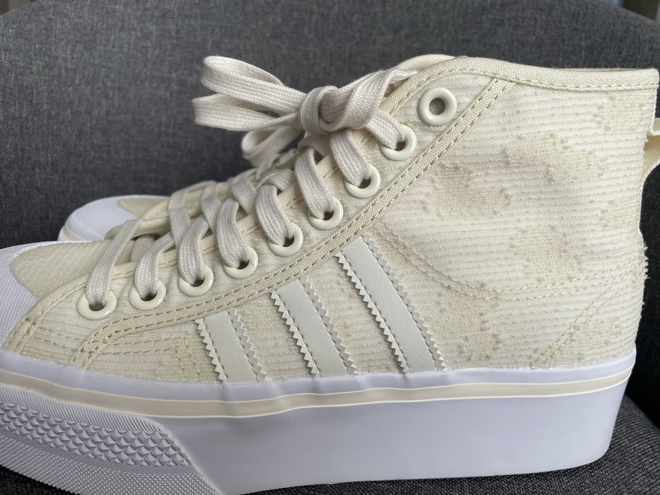 Дамски маратонки кецове Adidas Nizza, мръсно бели, номер 40