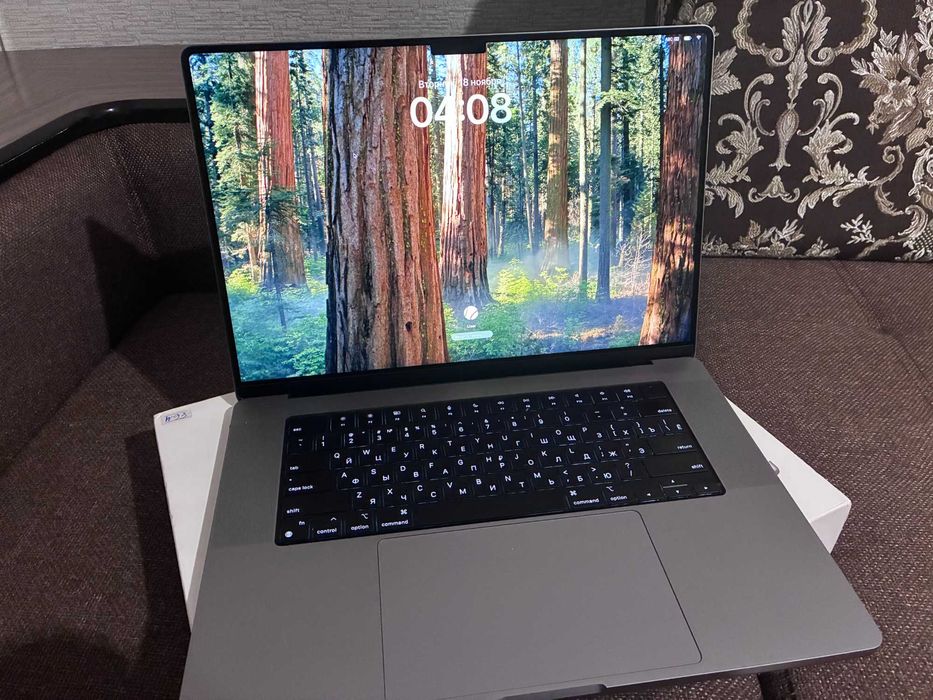 Macbook Pro 16 M2 PRO 1TB