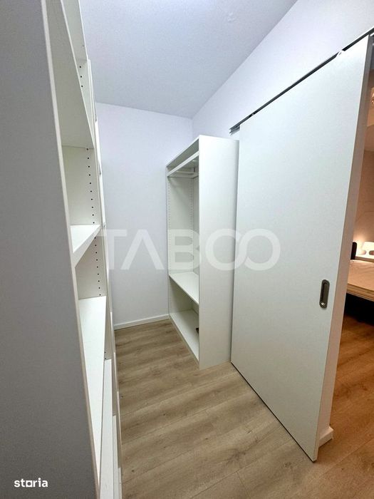 Casa cu 4 camere la cheie terasa panoramica si curte in Floresti
