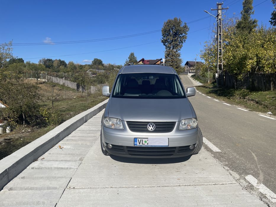 VW caddy maxi 2.0 TDI 140 cp, 6 trepte