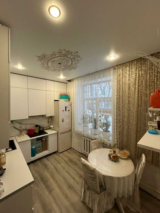 продам 3х комн кв Шахтерская