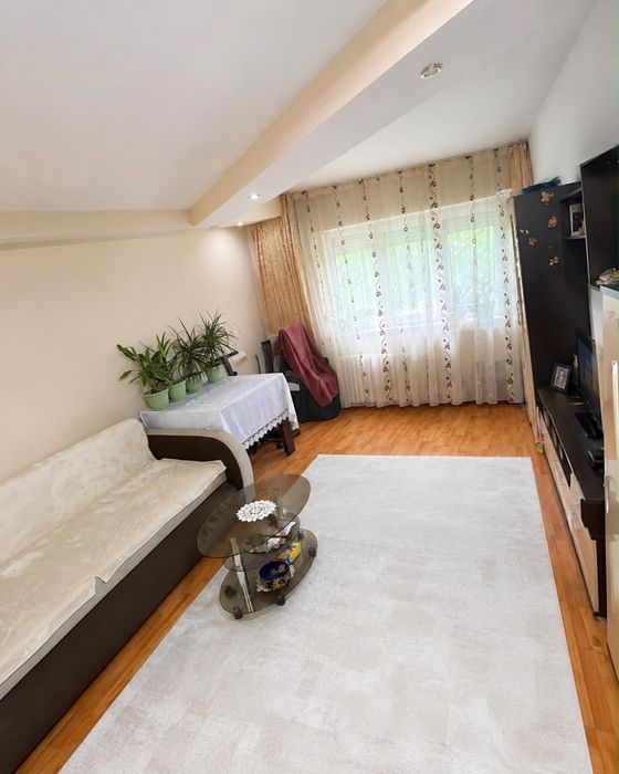 2 camere Sarari Etaj 2/4 Decomandat O764 2 85 29O