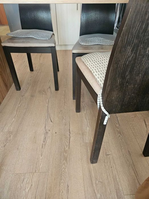 Столове - дървени масивни