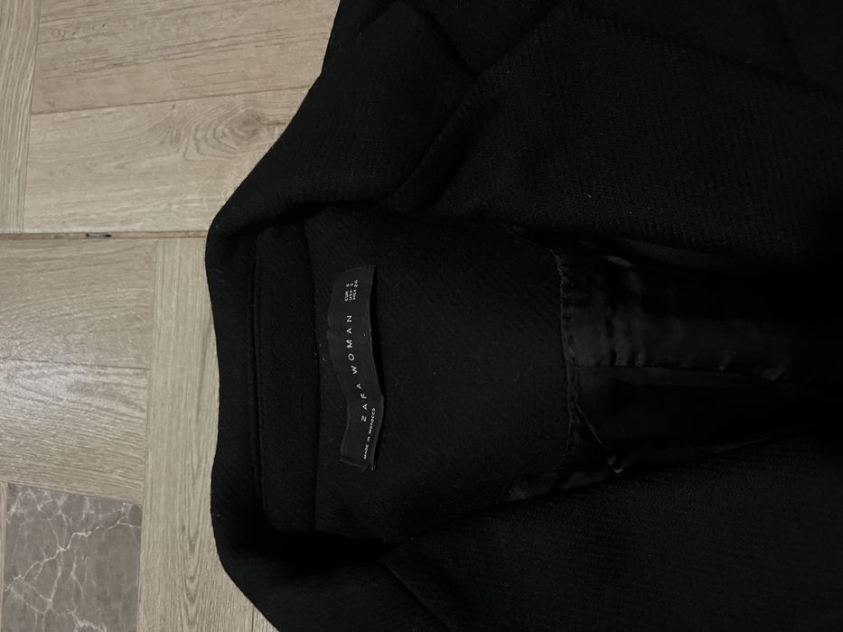 Zara palton lana 75%