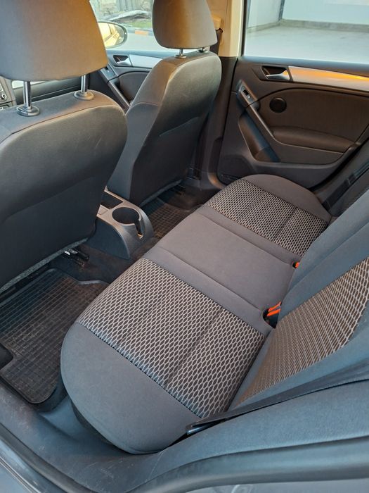 Vând mașina WW GOLF 6