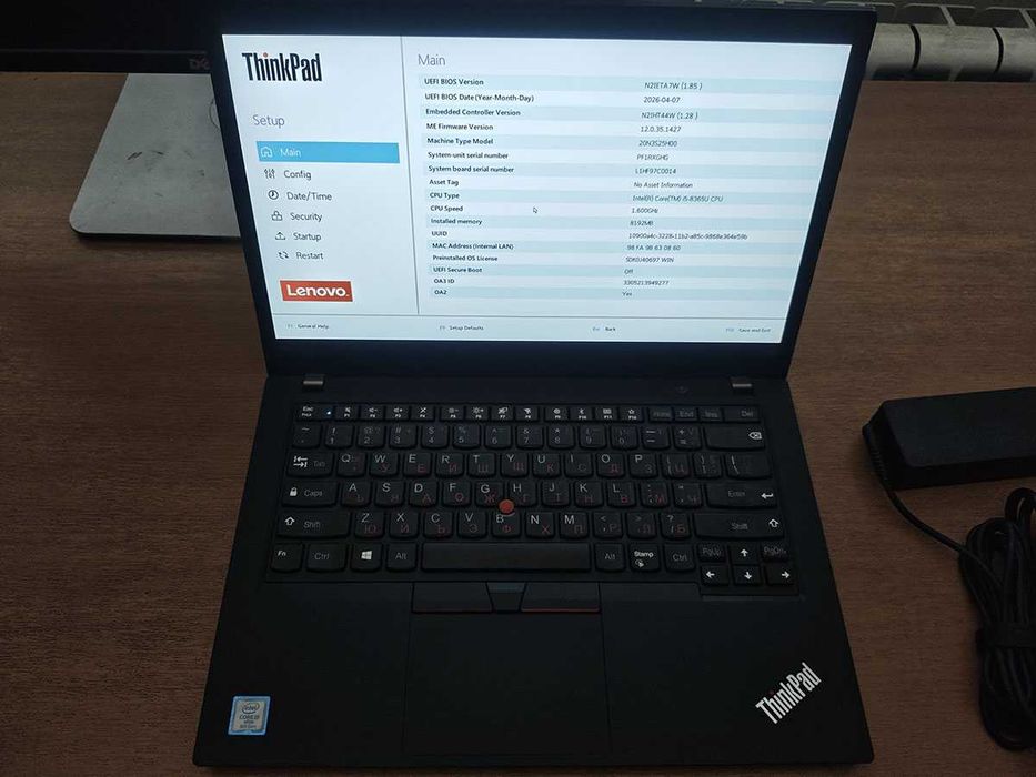 Лаптоп Lenovo Thinkpad T490, i5-8365U, 8gb ram, 128gb ssd, със зарядно