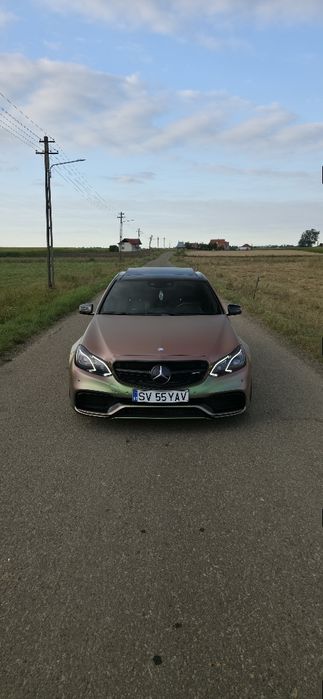 Mercedes-Benz E63 AMG 4MATIC – 2014 | 680 CP | Motor 50.000 km |