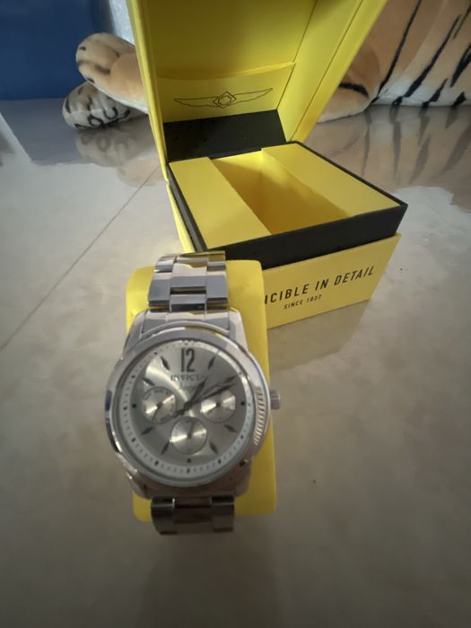 Продаю мужские часы INVISTA