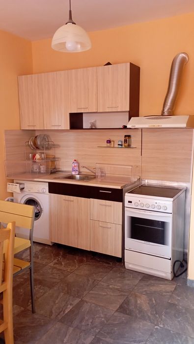 Дава под наем двустаен апартамент