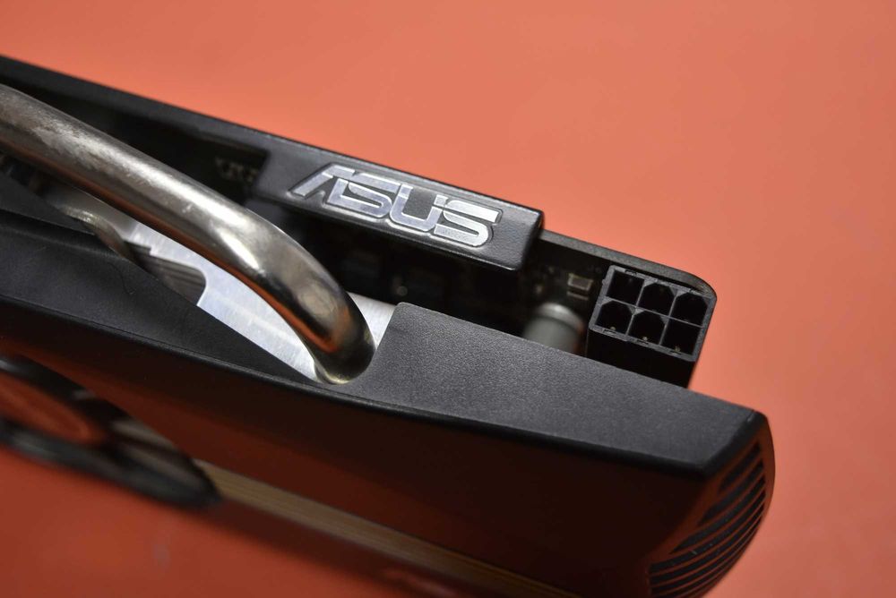 Видео карта Asus GTS 450 1 GB HDMI DVI VGA - работи перфектно