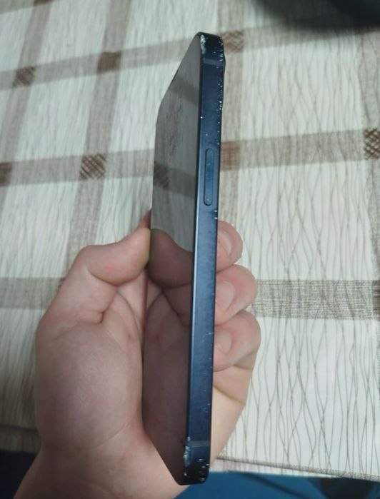 IPhone 13 128GB только продажа.