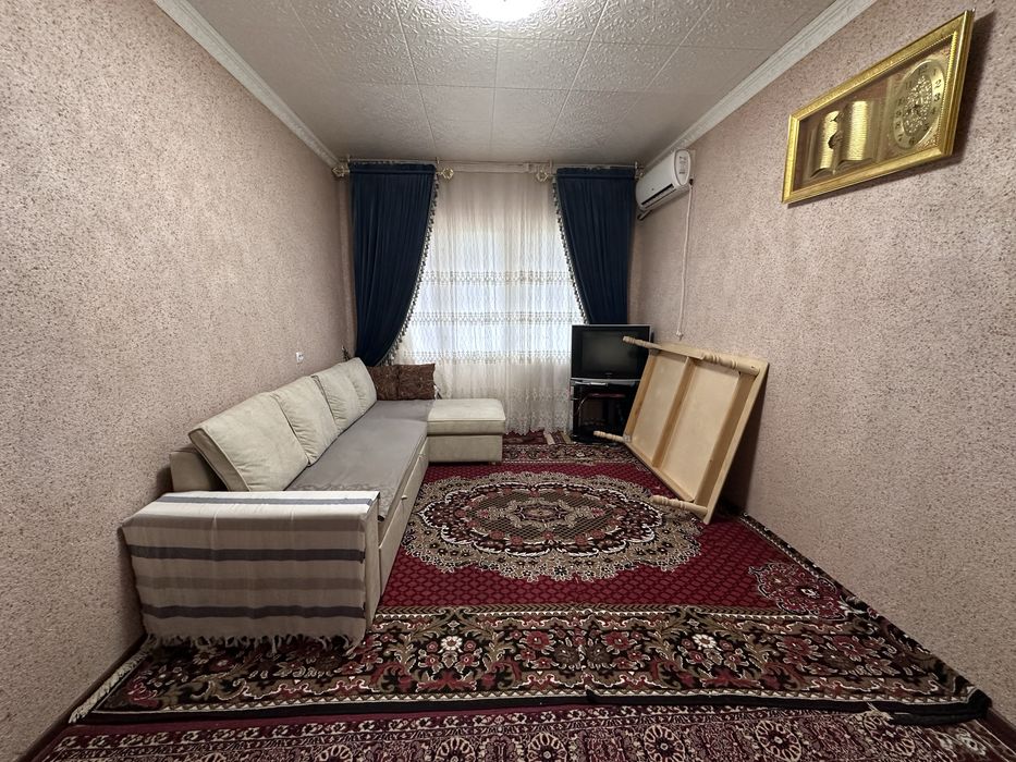 Феруза Продается квартира 2/4/4 балкон 2х6 Улучшенная Планировка
