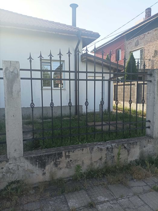 Дворна ограда за вашия дом