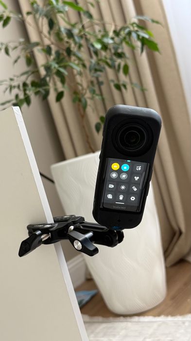 Insta360 экшн камера