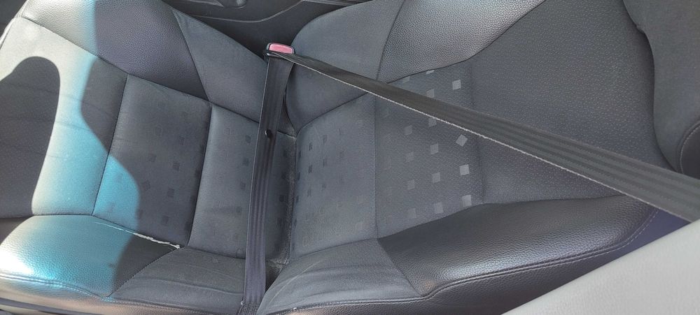 Volvo V70 2.5 D5, Волво В 60 / 70 
Април 2005, За части!