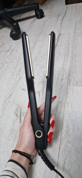 Placă de îndreptat părul