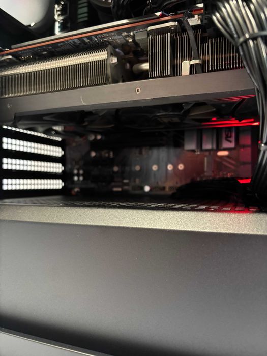 Геймърски компютър AMD Ryzen 9 3900X, RX 6900 XT 16GB, 32GB ram