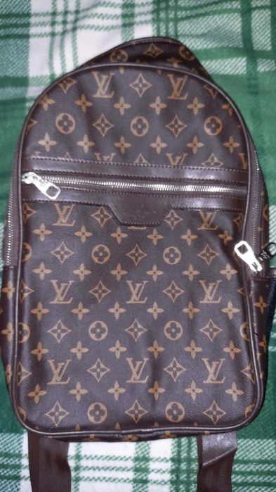 Gheozdan Louis Vuitton Nou