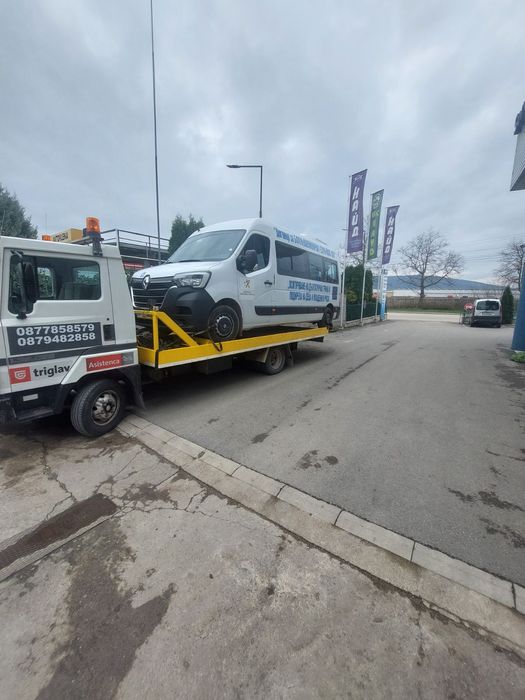 Пътна помощ  в Монтана и сервиз на камиончета бусове и коли 24/7