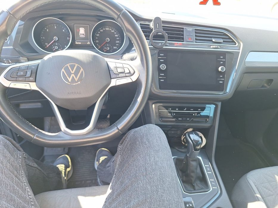 VOLKSWAGEN Tiguan 2020 — imagine 4