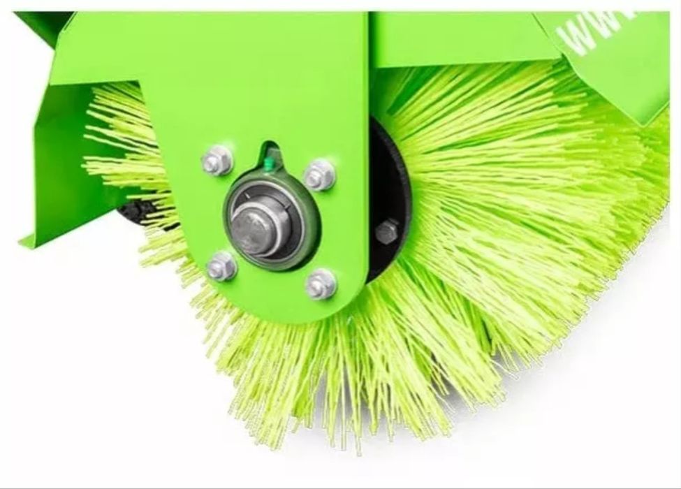 Щетка коммунальная