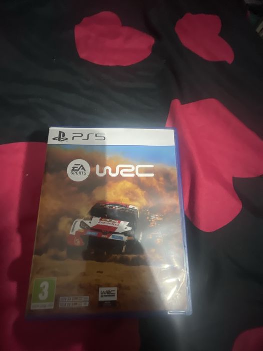 Vand joc W2C pentru ps5