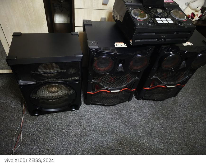 Музыкальный центр LG cm9740