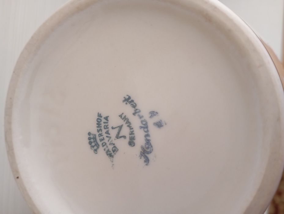 Servici de masă ,22 piese, vază de Bavaria 30 cm !i!