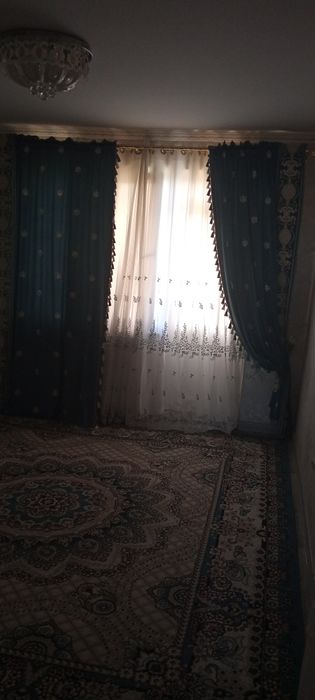 Narxi kelishsa boʻladi 4xonali 5-qavat kvartira sotiladi