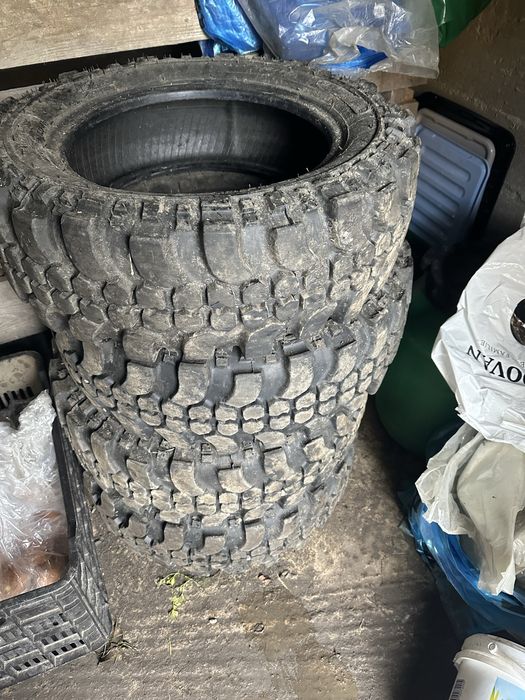 vand cauciucuri simex