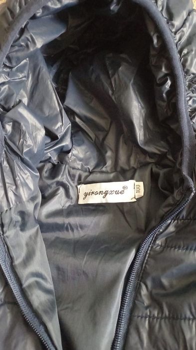 Продам курточки на мальчика