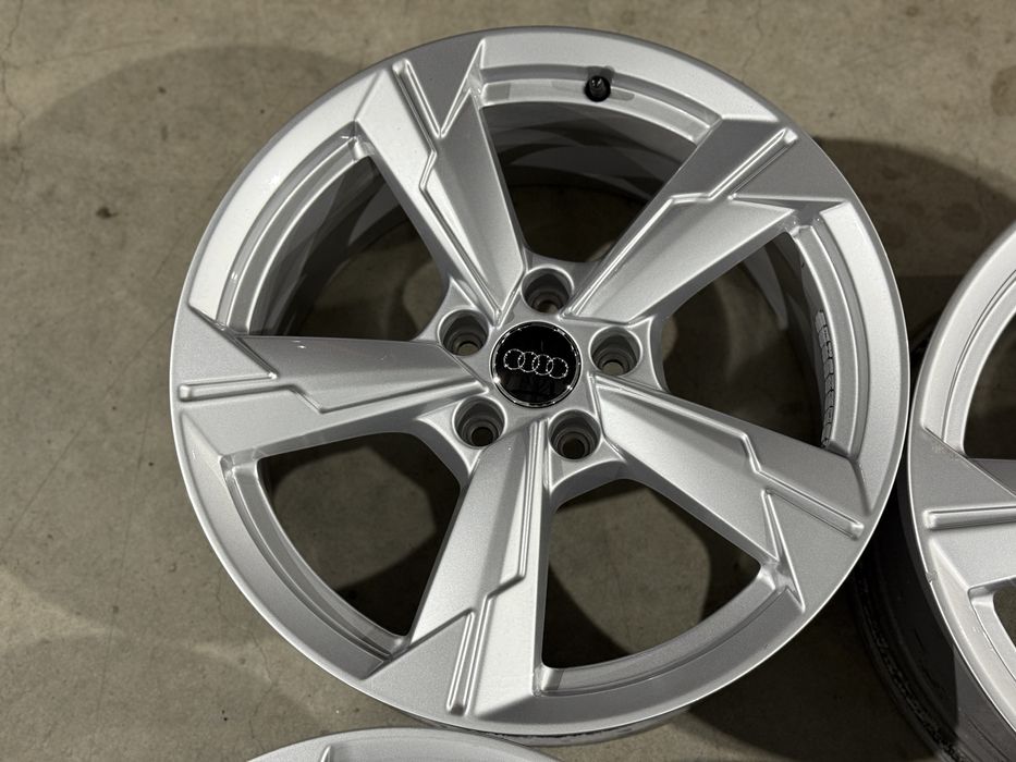 4бр. КАТО НОВИ 18” ОРИГИНАЛНИ Джанти 5х112 за -AUDI/VAG- 8Jx18H2, ET39