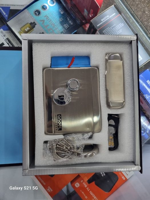 Zamok Andel Domofon uchun original