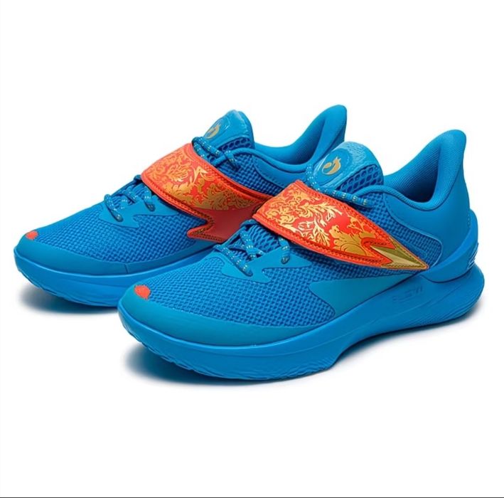 Curry Fox 1 продаю баскет кроссовки новые