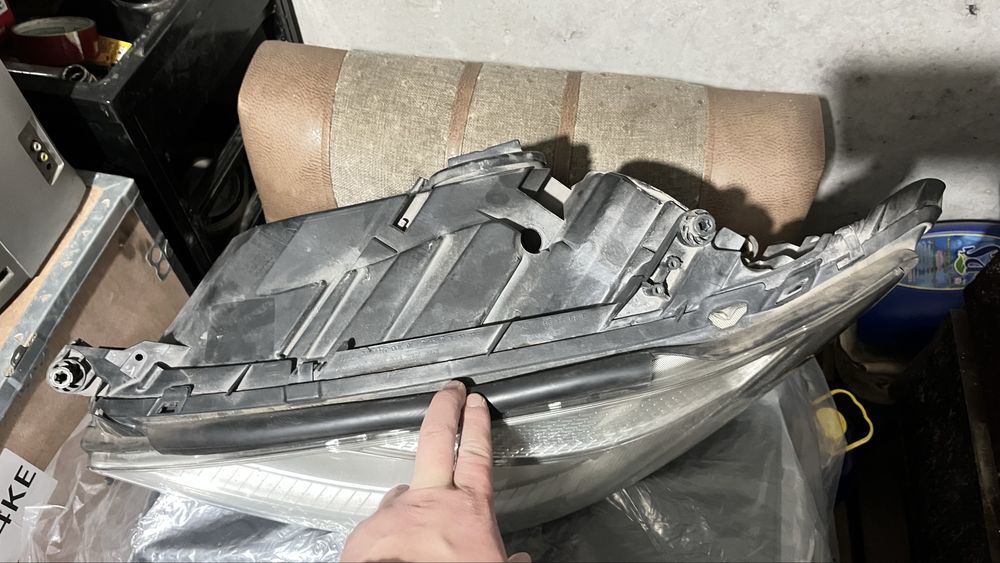 Фара на мерседес 221