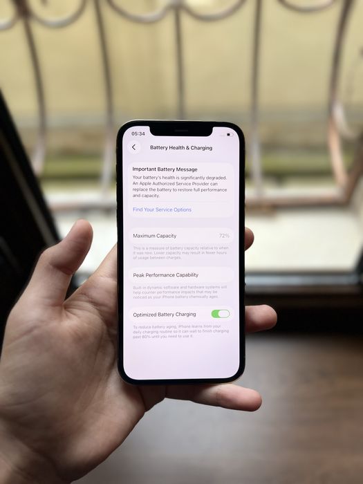 IPhone 12 pro ideal xolati qurt