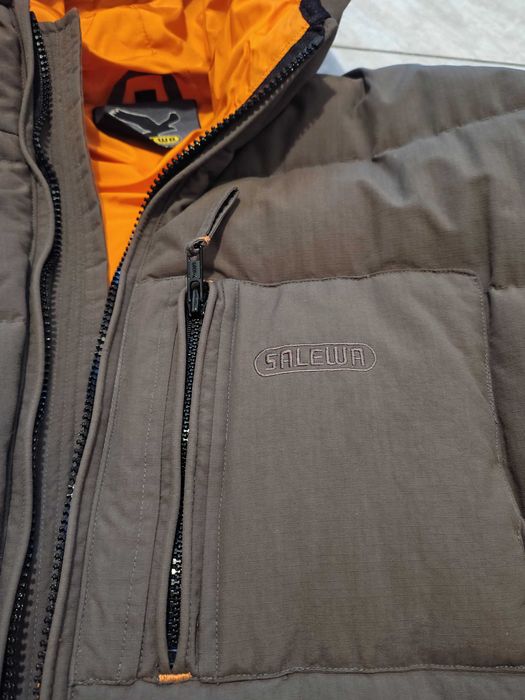 Дамско пухено яке Salewa