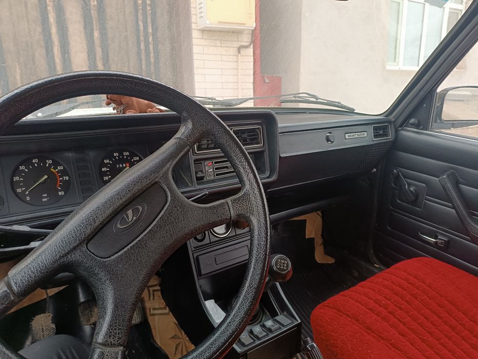 Жигули семёрка сатилади