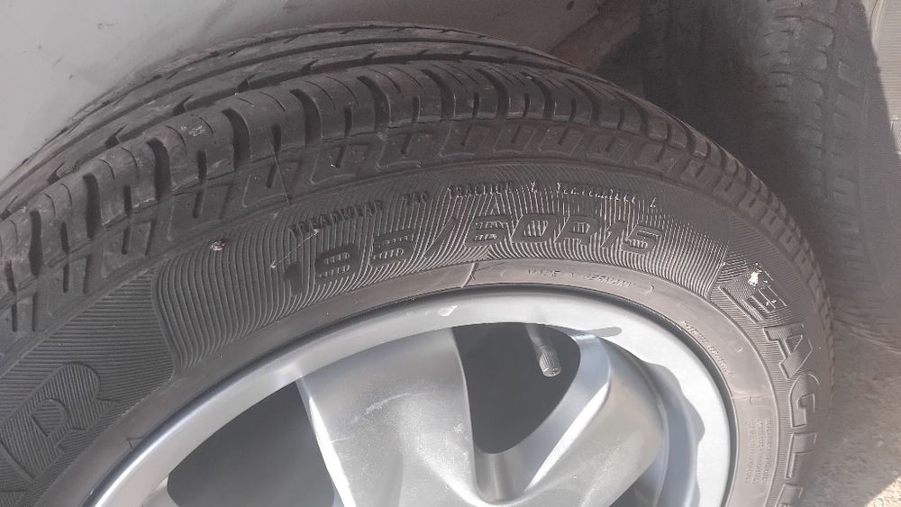 Гуми с джанти 15 цола