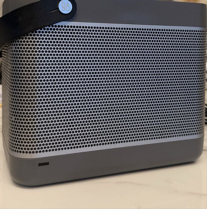 Boxa Bang & Olufsen Beolit 12
