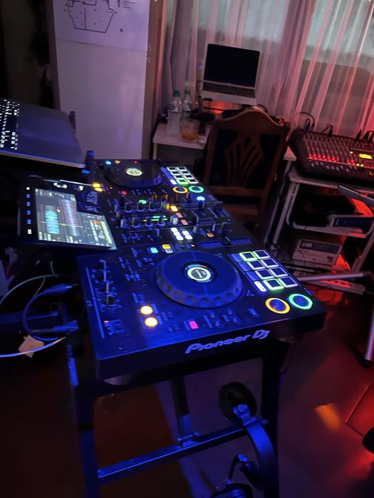 Продавам  pioneer xdj- rx3