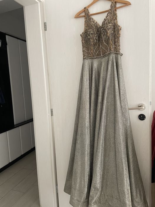 Блестяща официална рокля