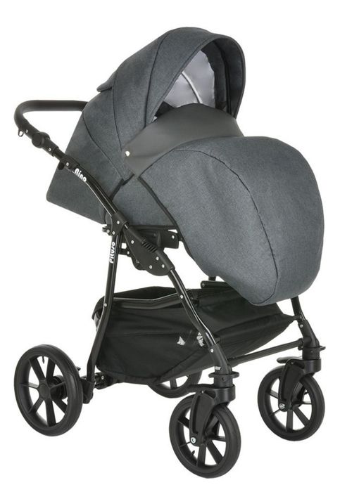 Продам коляску в очень хорошем состояние