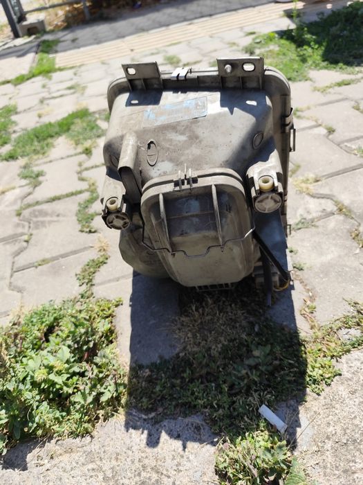 Десен фар за бус volkswagen lt