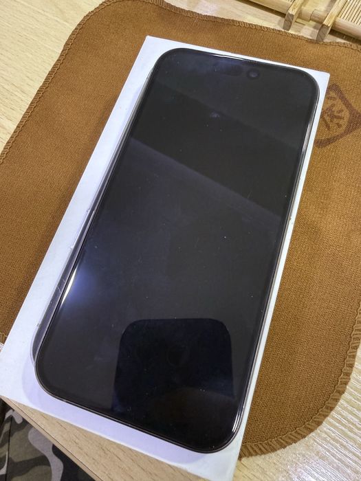 iPhone 15 pro 128gb