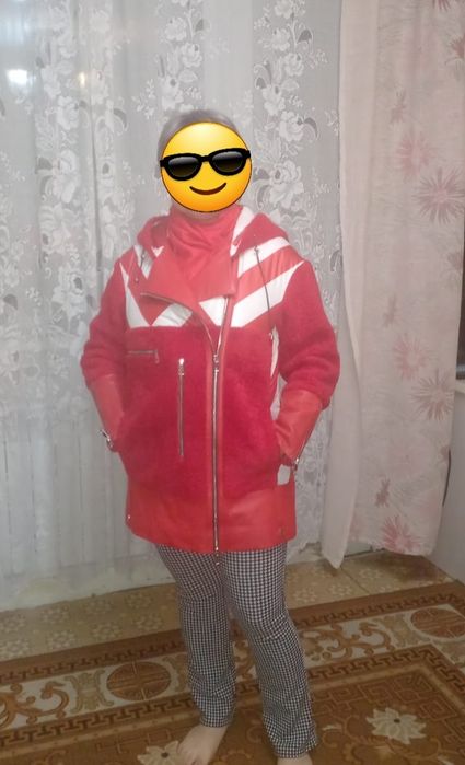 Продам шикарную куртку.