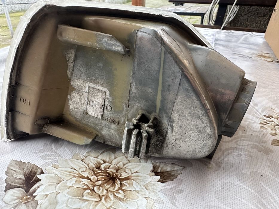 Нов Десен мигач Опел Астра Ф